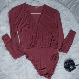 Urban Outfitters Bodysuit Size Small
